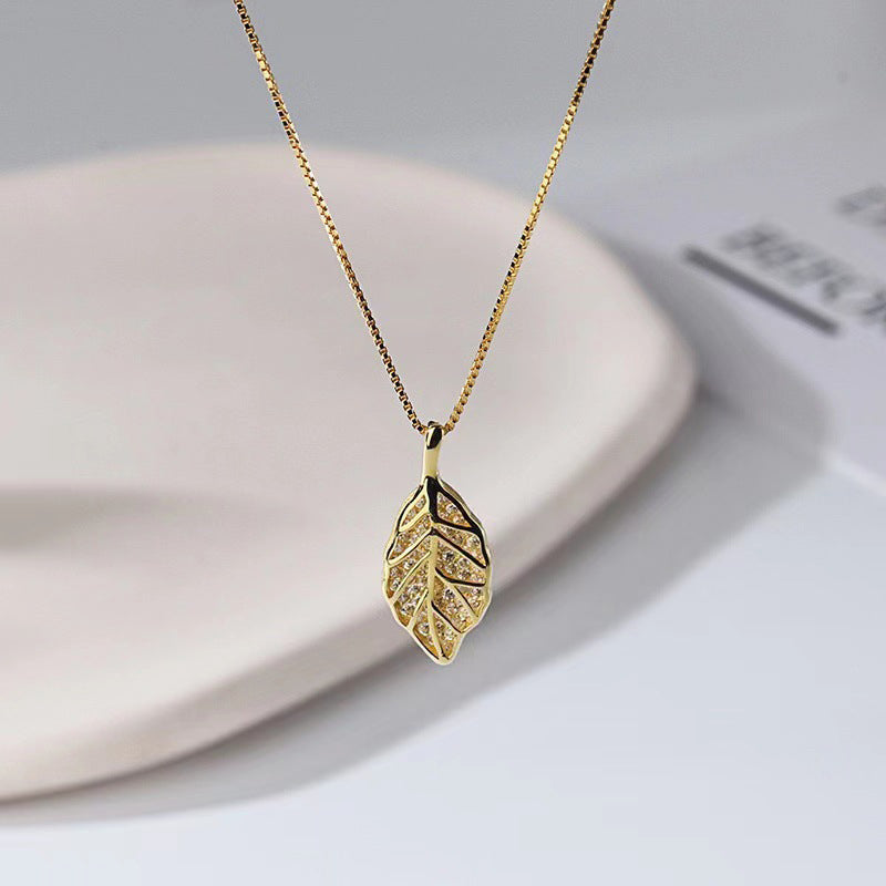 Collier Pendentif Feuille