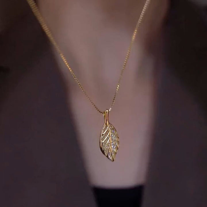 Collier Pendentif Feuille