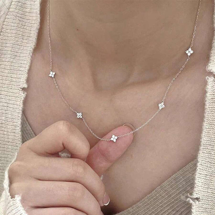 Collier Vintage De Trèfle À Quatre Feuilles