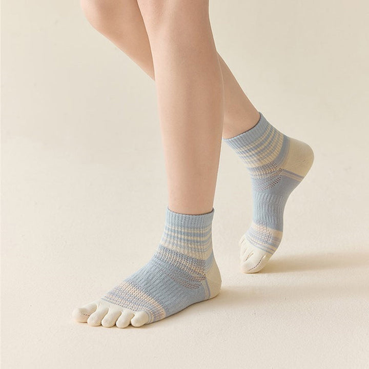 Chaussettes À Cinq Doigts Rayées Et Colorées
