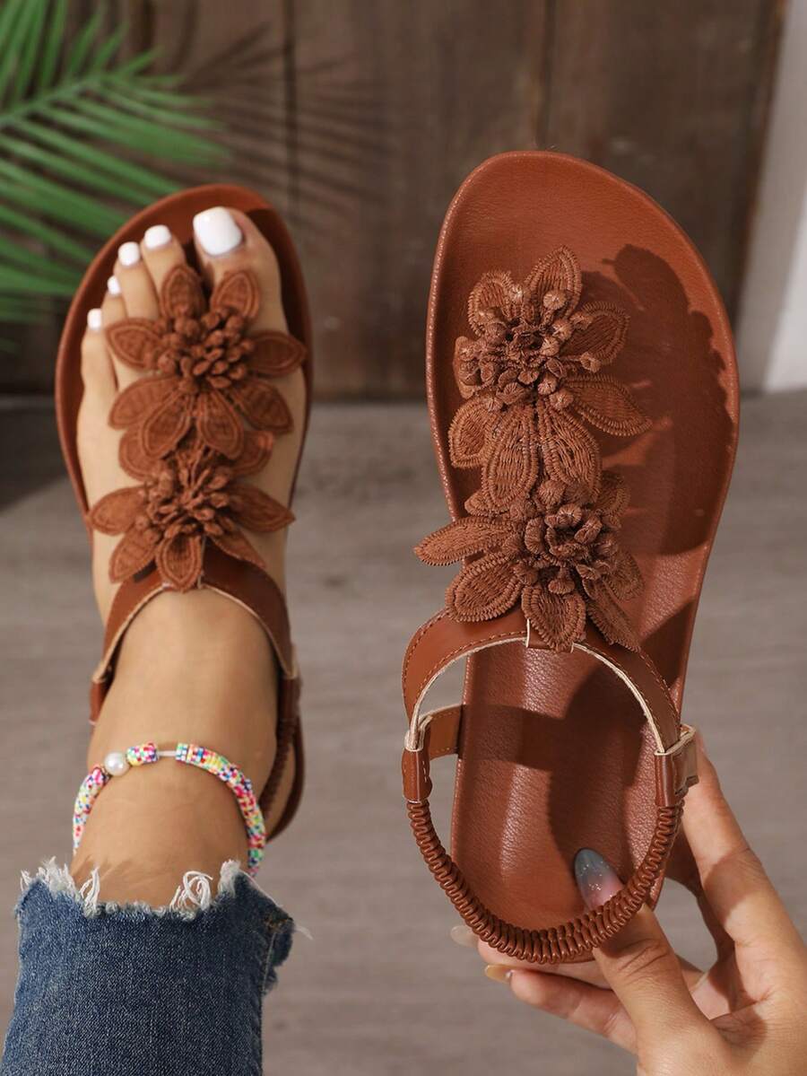 Florea | Orthopedic Sandals with Applied Flowers