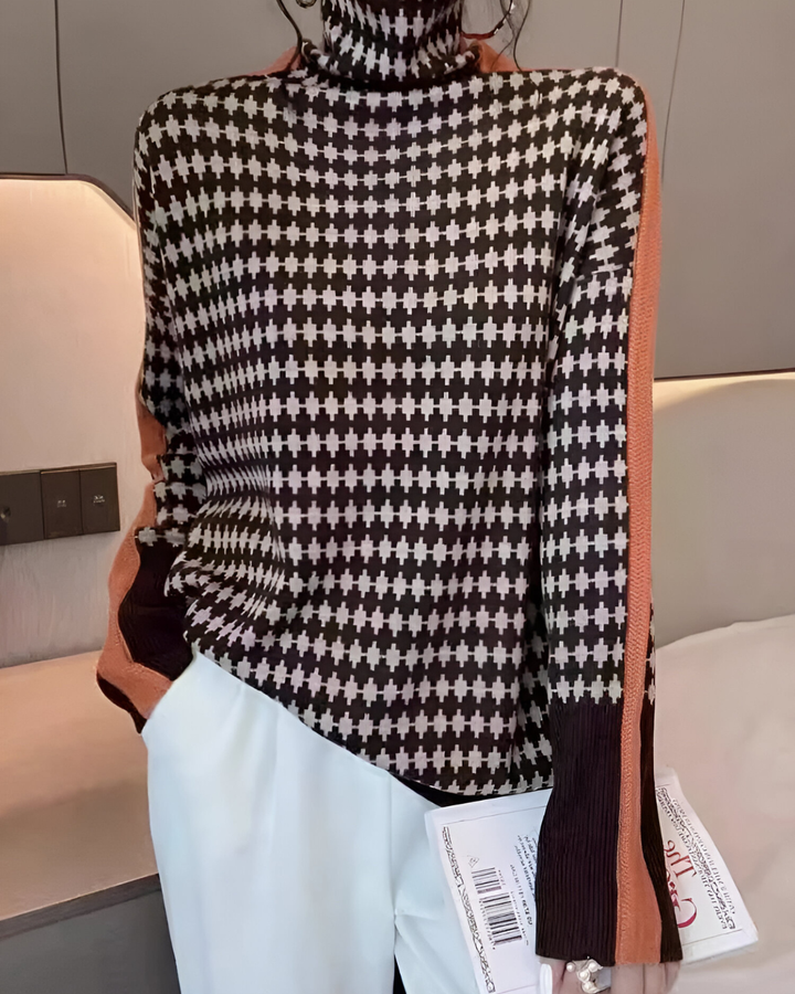 Vera™ | High Neck Sweater with Diamond Pattern