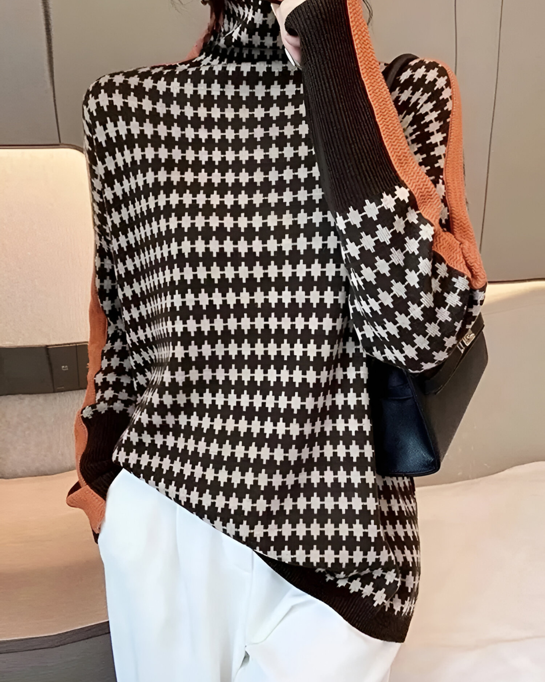 Vera™ | High Neck Sweater with Diamond Pattern