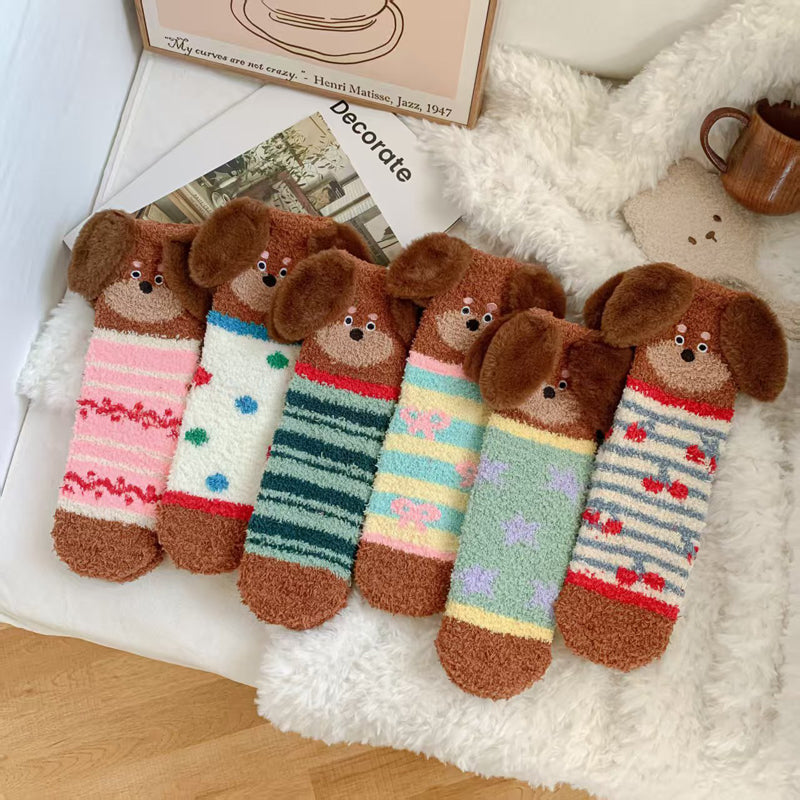 Chaussettes Chaudes De Dessin Animé