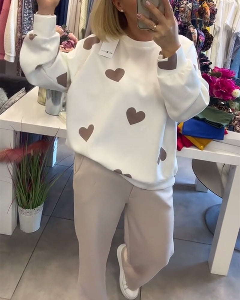 Jade™ | Comfortable Sweatshirt Embellished with Hearts