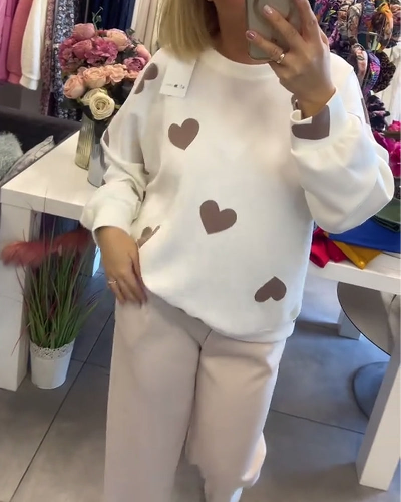 Jade™ | Comfortable Sweatshirt Embellished with Hearts